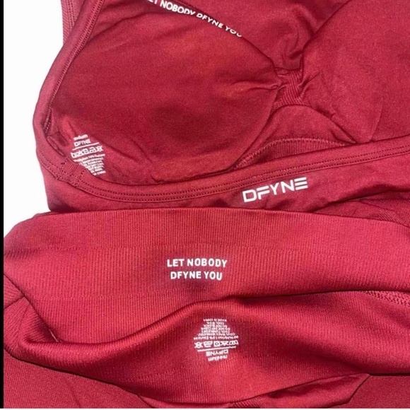 DFYNE Red Set - Picture 2 of 2